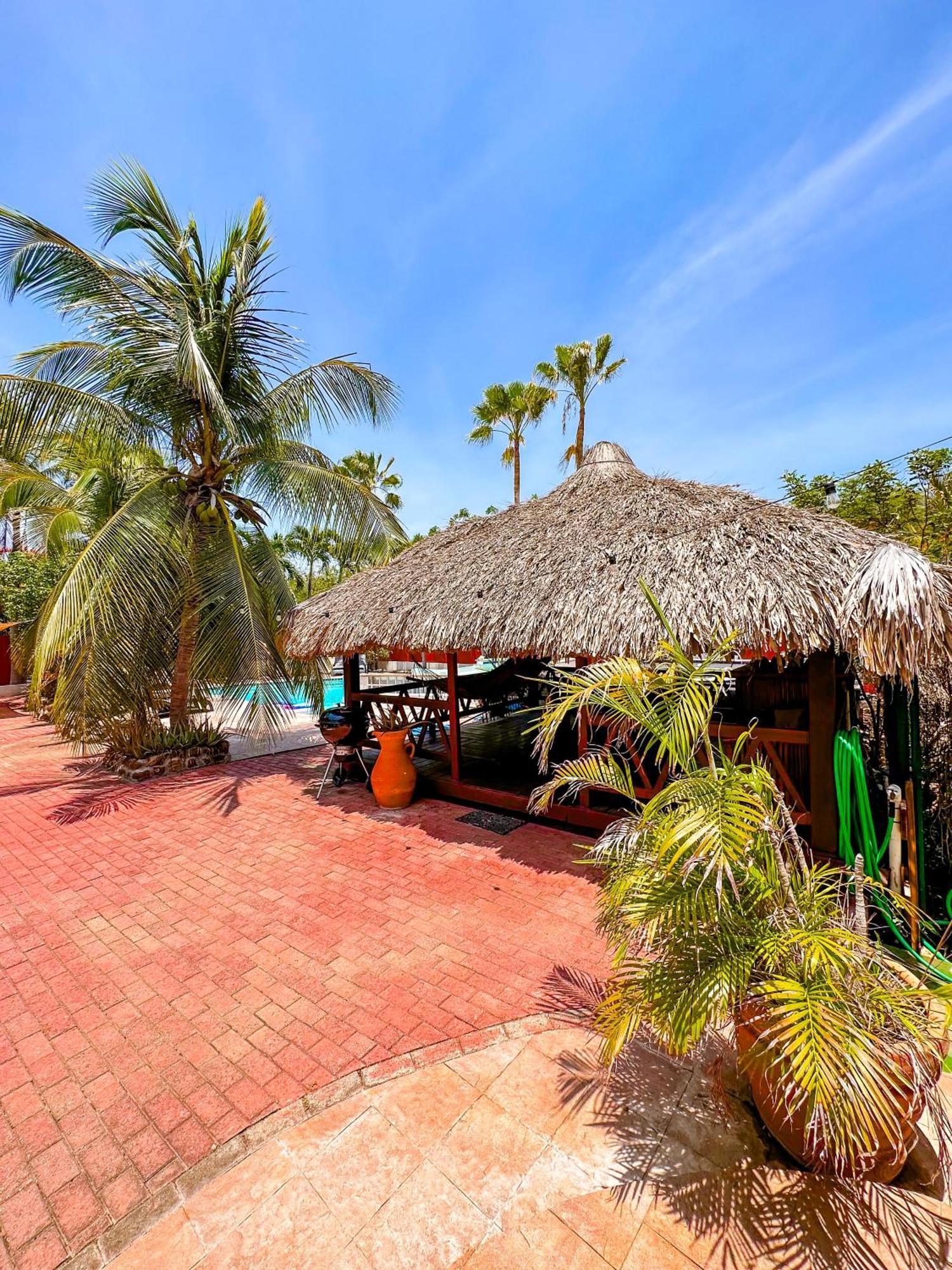 Woodstock Palmresort Curacao Вилемстад Екстериор снимка